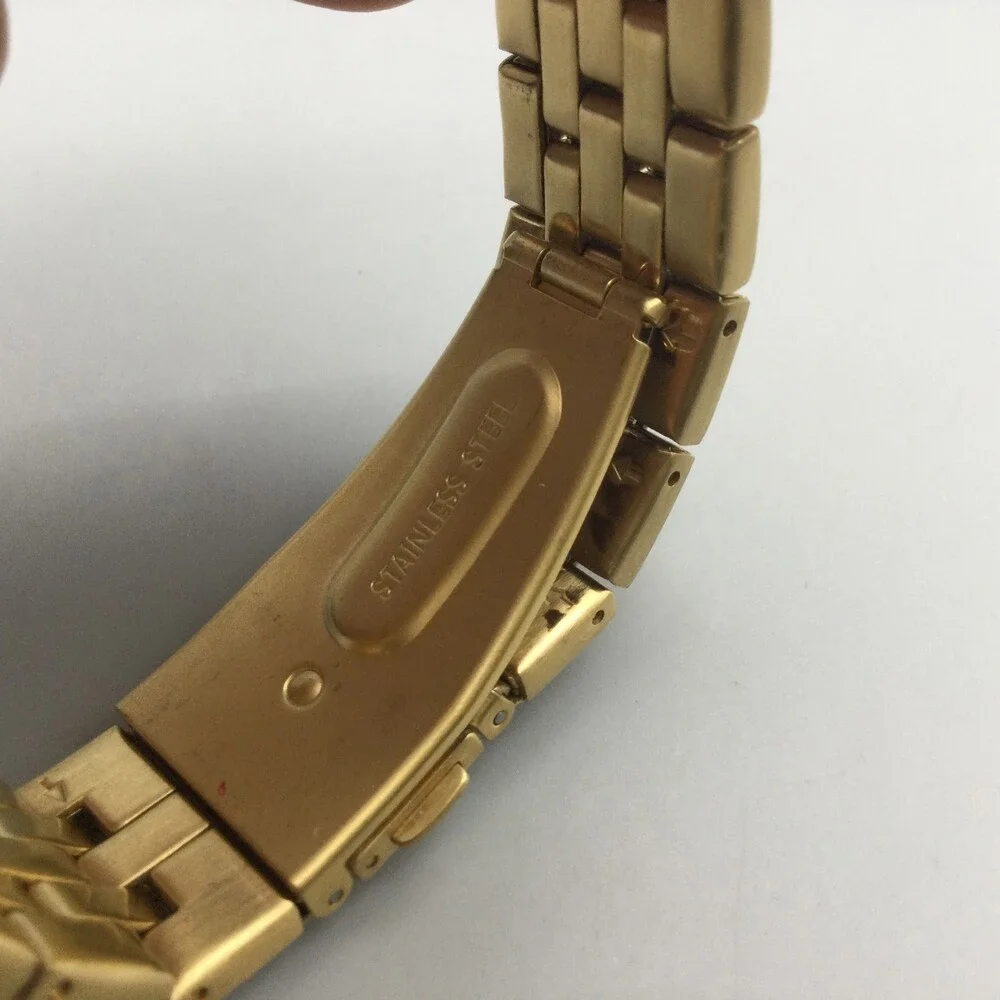 Dakota Steel Watch Mens 40mm Gold Tone Black Dial Day Date New Battery 6.75" - Picture 10 of 15